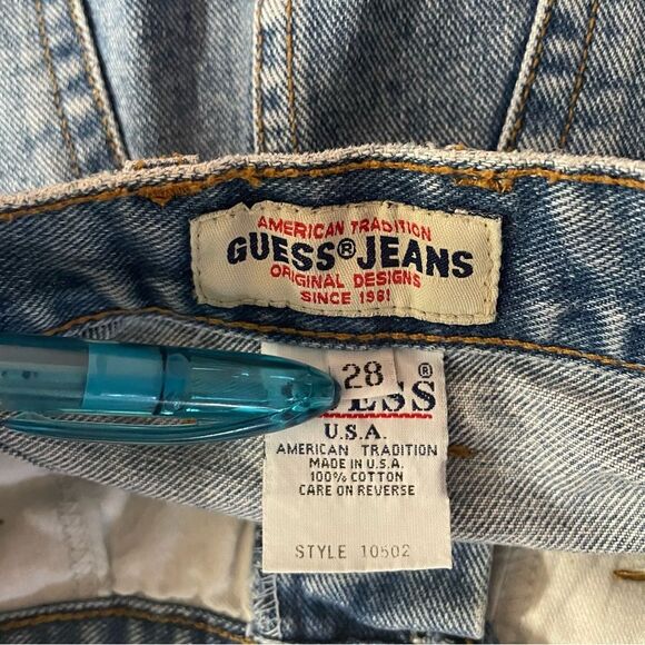 Vintage Guess Medium Wash Blue Denim Mini Skirt Size 28 26" Waist EUC - Picture 7 of 13
